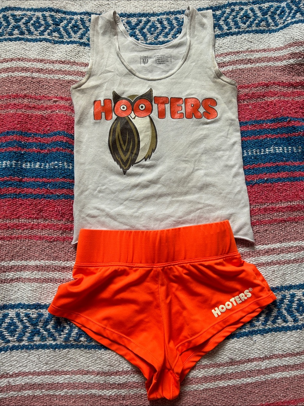 USED Hooters Girl Uniform !